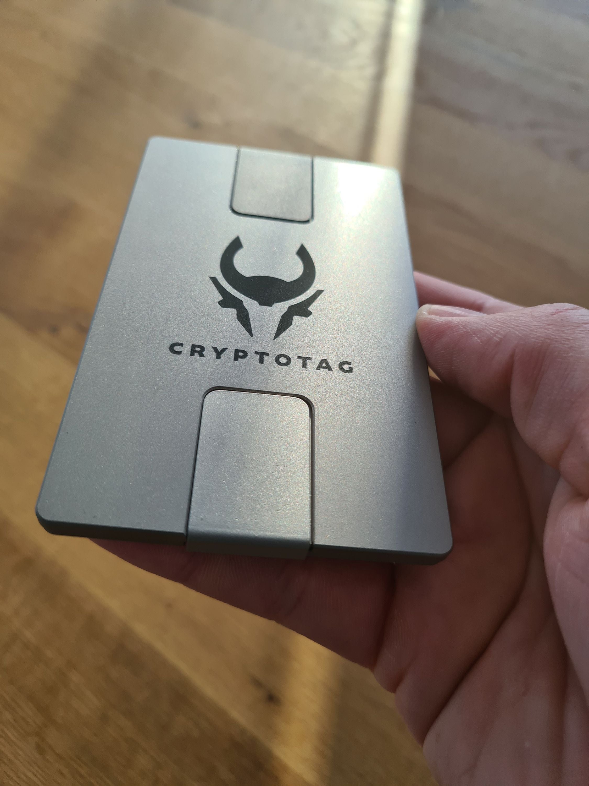 Crisp Cryptotag Zeus Abstract for Desktop Crisp Cryptotag Zeus Abstract for Desktop