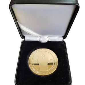 Bitcoin Münze Anonymous Körper V.3 40mm vergoldet mit Münzetui schwarz